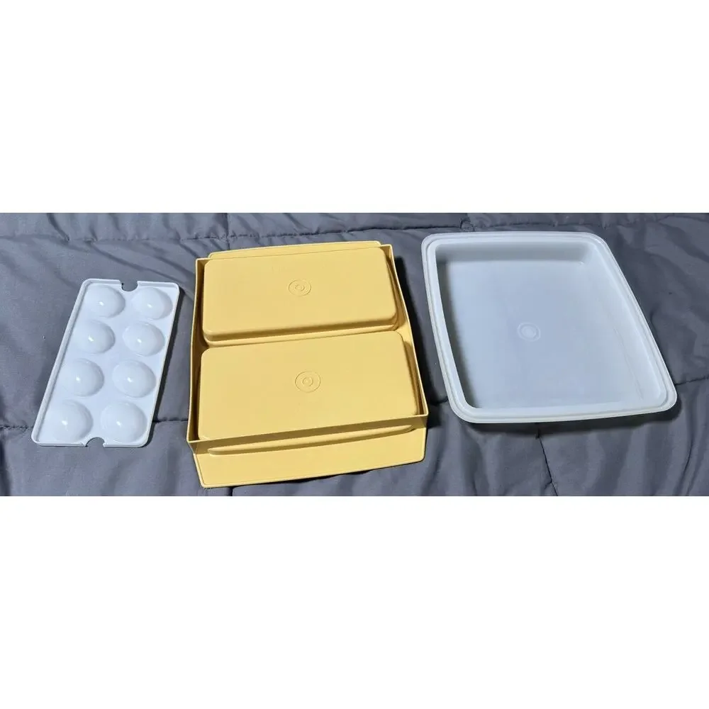 Tupperware Deviled Egg Carrier (3 pcs)